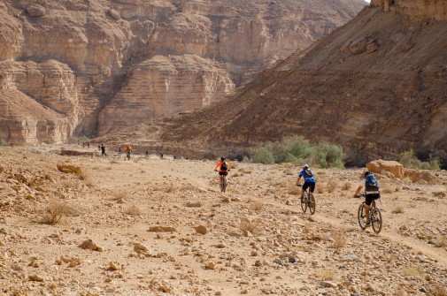 desert-bike-adventure